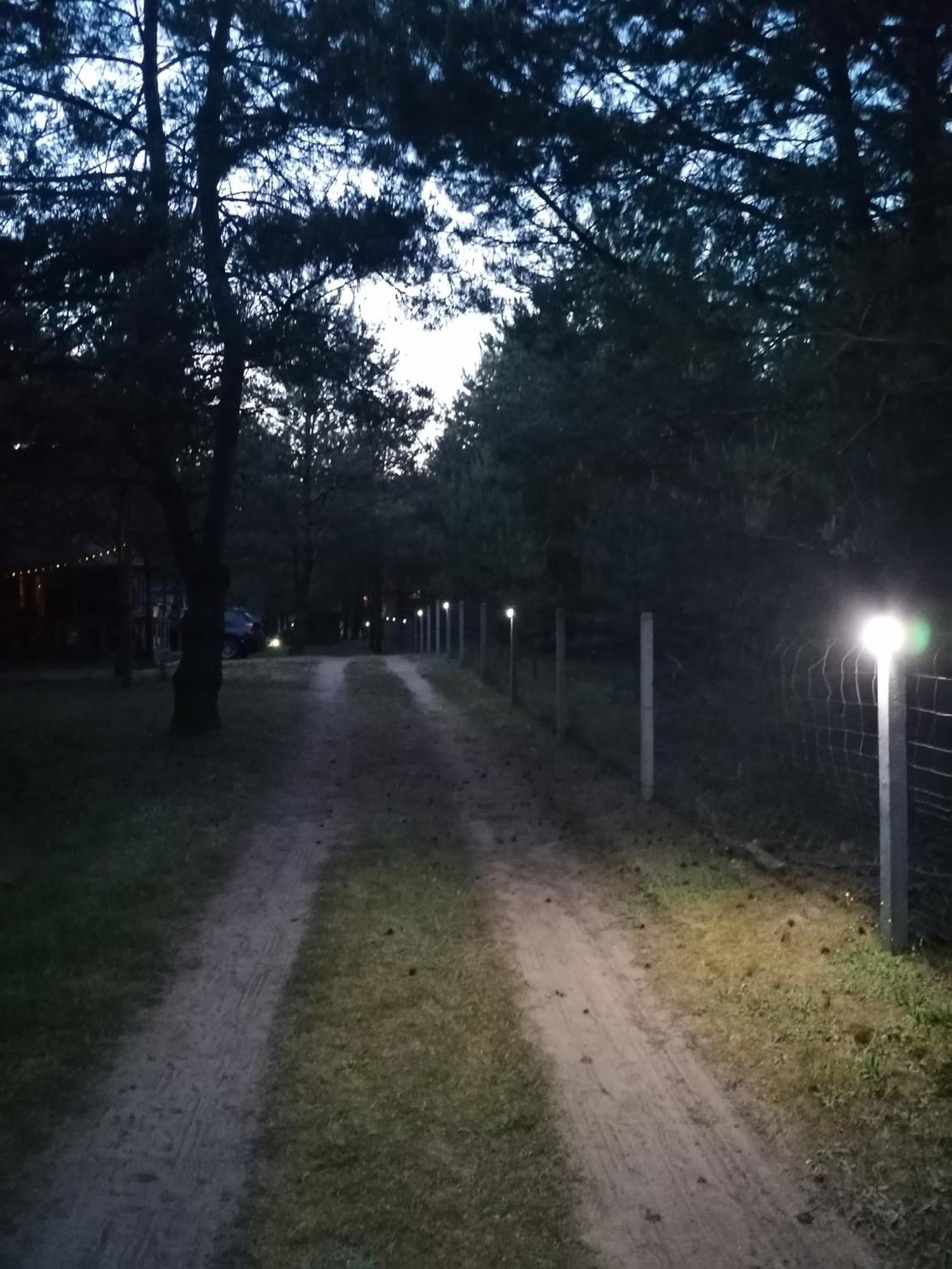 Swietna Chatka Swietne Buitenkant foto