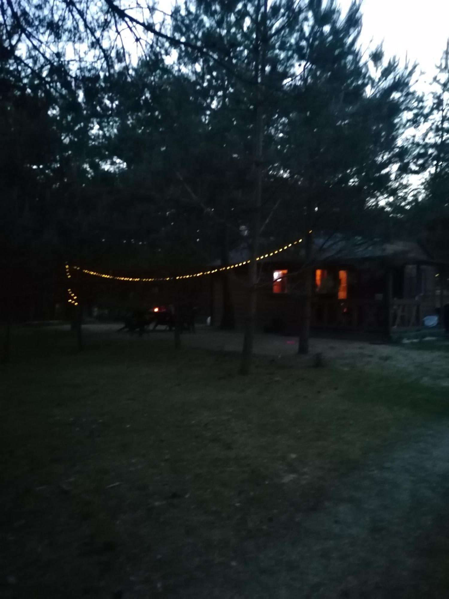 Swietna Chatka Swietne Buitenkant foto